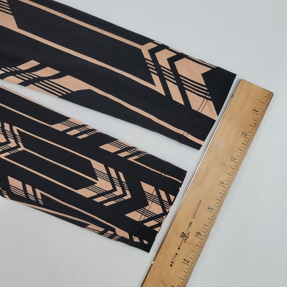 Jessica Simpson Chevron Print Dress Sz 2 - Picture 8 of 16